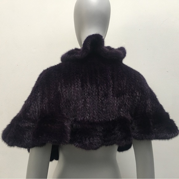 Purple Fur Shall / Cape - Picture 4 of 4